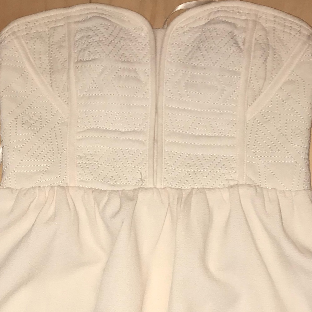 STRAPLESS OFF WHITE DRESS - Picture 2 of 4